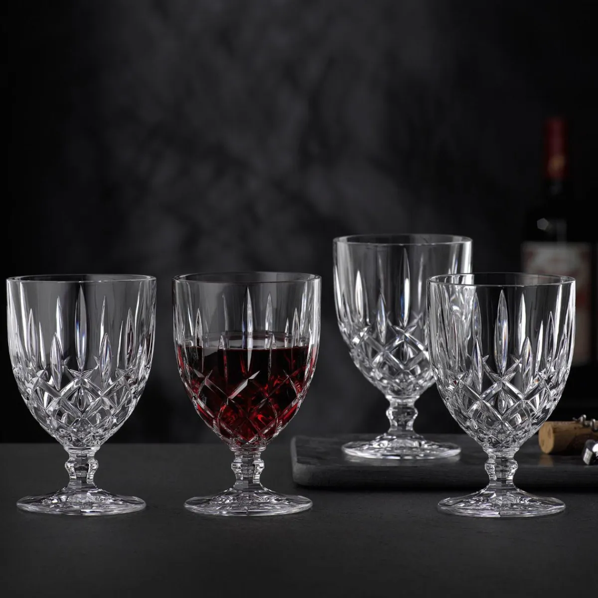 NACHTMANN Komplet Kieliszkow Noblesse Do Wody 4 Szt. 0,23 L Przezroczysty Outlet