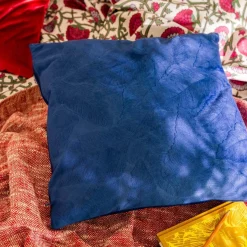 HOMLA Poszewka Inari Wytlaczana Granatowa 45X45 Cm Online