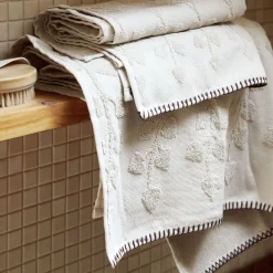 HOMLA Ręcznik Leslie Z Obszyciami Bezowy 70X130Cm Discount