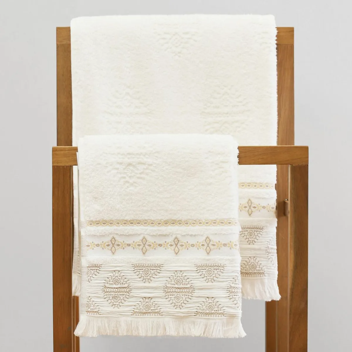 HOMLA Ręcznik Solta Z Fredzlami 70X130Cm Ecru Clearance