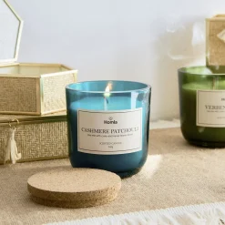 HOMLA Swieca Zapachowa Verde Cashmere Patchouli 240 G Zielony