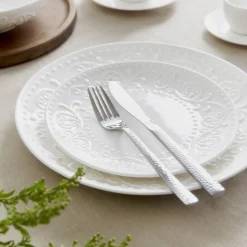 HOMLA Talerz Sylia Deserowy Z Ornamentem 21 Cm Bialy Online